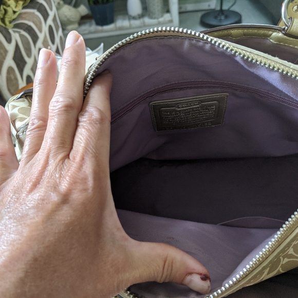 Two Coach Bags - Picture 4 of 10